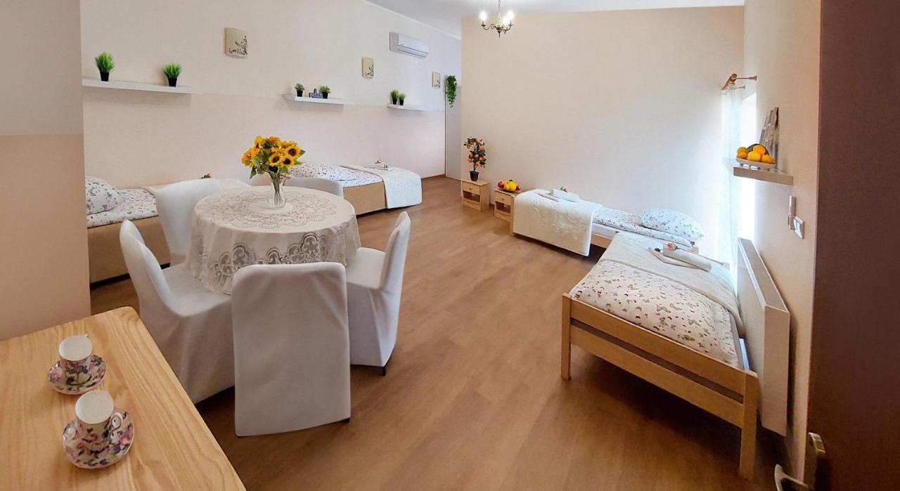 Apartamenty Gorki Male Тушин Экстерьер фото