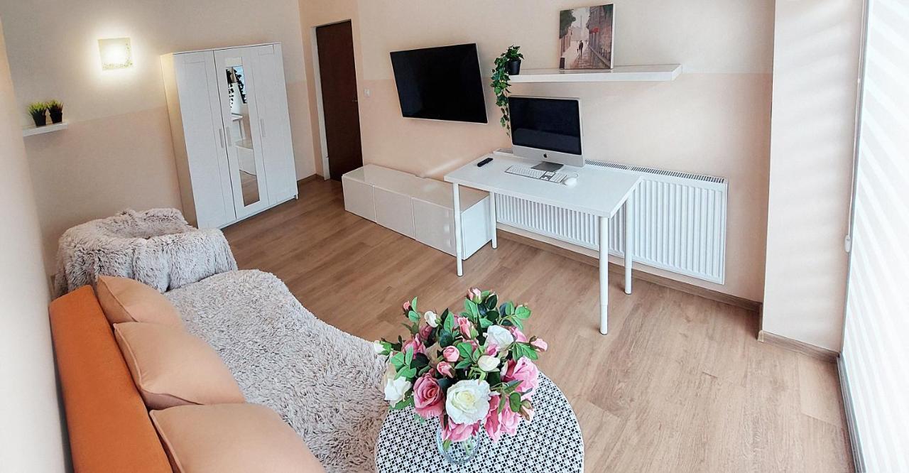 Apartamenty Gorki Male Тушин Экстерьер фото