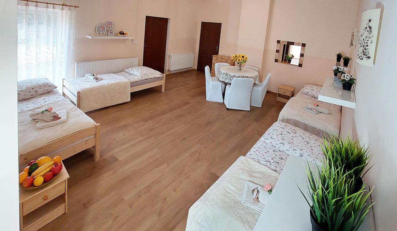 Apartamenty Gorki Male Тушин Экстерьер фото
